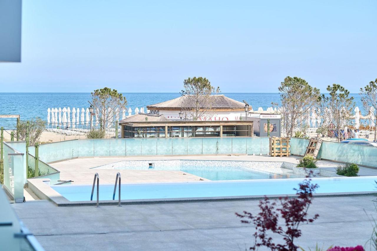 Jad Apartment In Infinity Beach Resort - Parking Mamaia Exterior foto