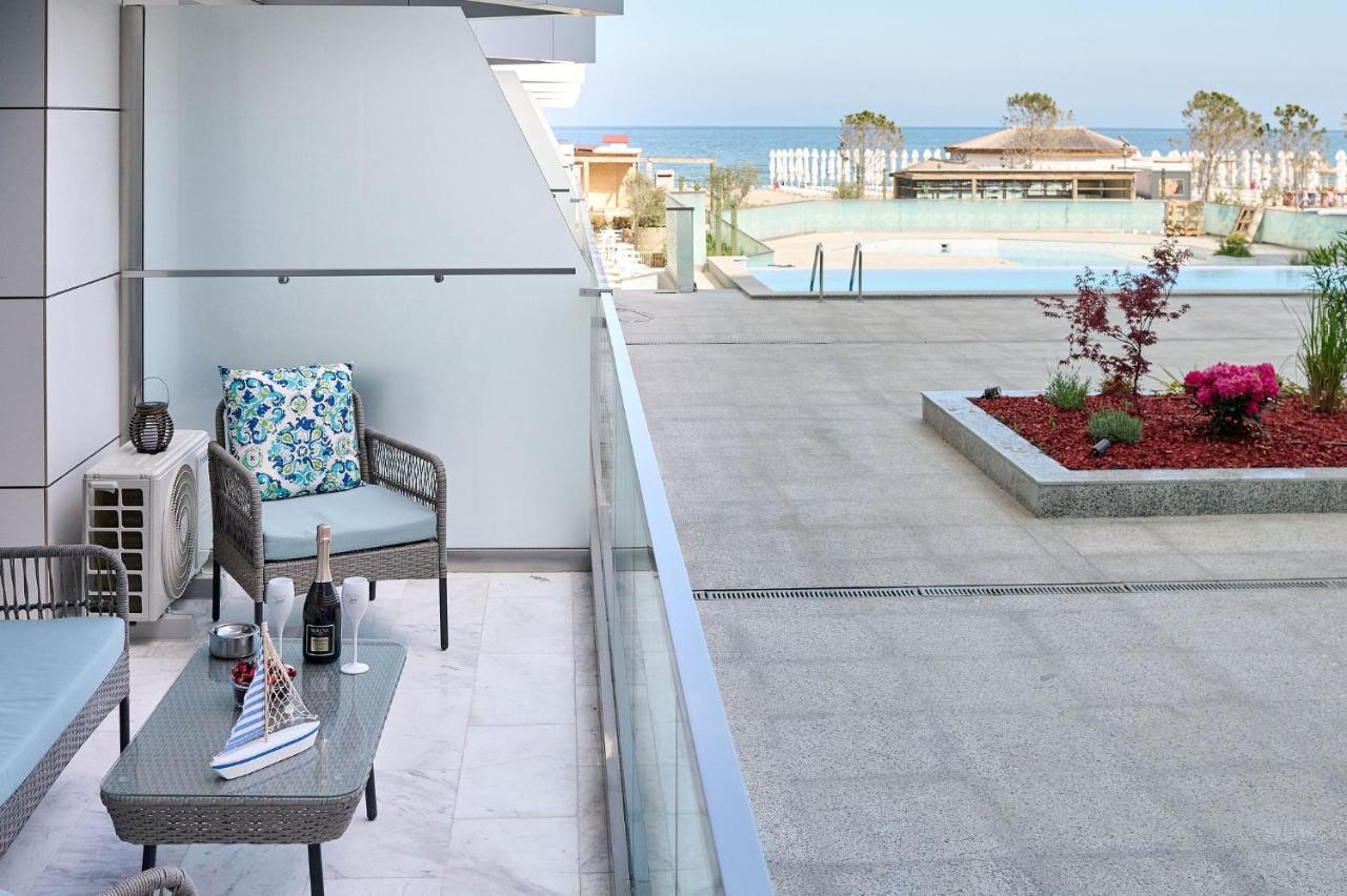 Jad Apartment In Infinity Beach Resort - Parking Mamaia Exterior foto
