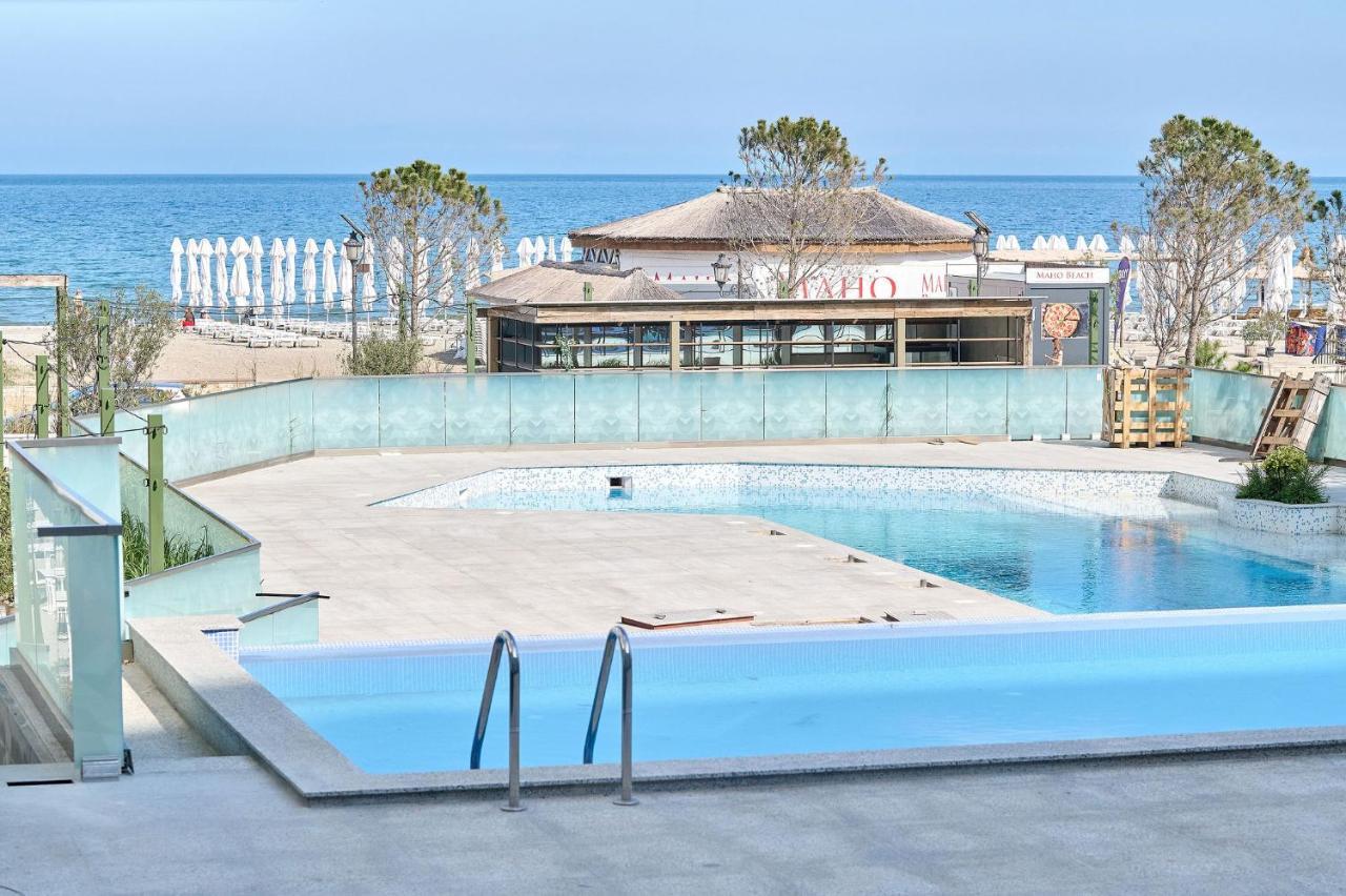 Jad Apartment In Infinity Beach Resort - Parking Mamaia Exterior foto